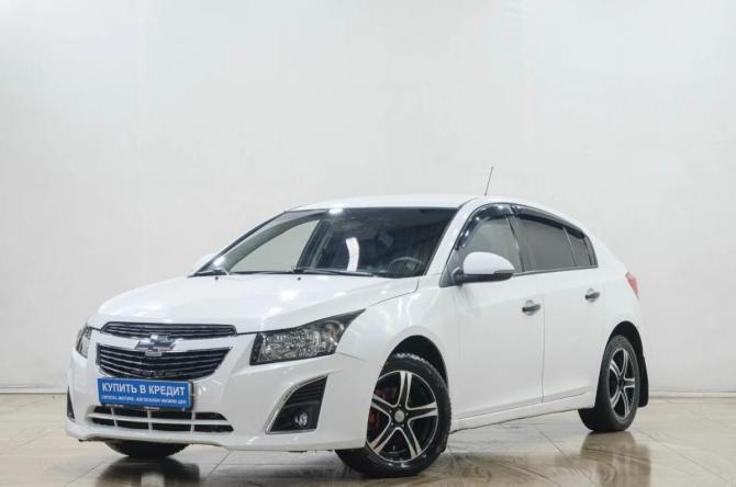 Chevrolet Cruze I Рестайлинг с пробегом 2014 года, цена 679 000 рублей, 180000 км, хэтчбек, Автокод Объявления