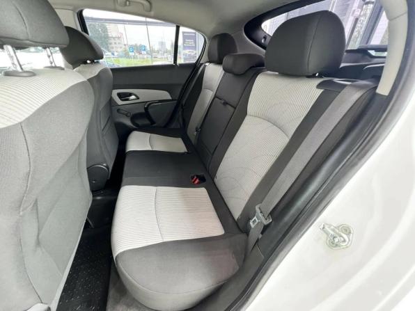 Chevrolet Cruze I Рестайлинг с пробегом 2013 года, цена 695 000 рублей, 143798 км, хэтчбек, Автокод Объявления