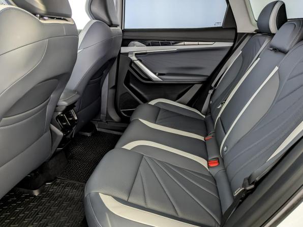 Geely Atlas II с пробегом 2024 года, цена 2 600 000 рублей, 67160 км, внедорожник, Автокод Объявления