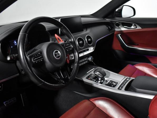 Kia Stinger I с пробегом 2019 года, цена 2 900 000 рублей, 112000 км, лифтбек, Автокод Объявления