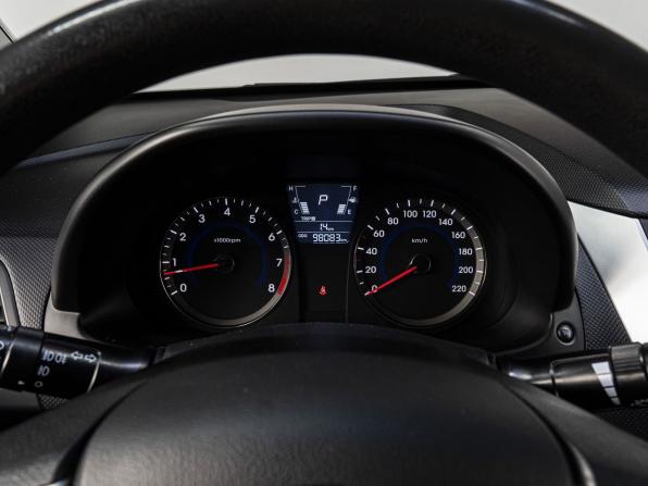Hyundai Solaris I с пробегом 2011 года, цена 790 000 рублей, 98083 км, седан, Автокод Объявления