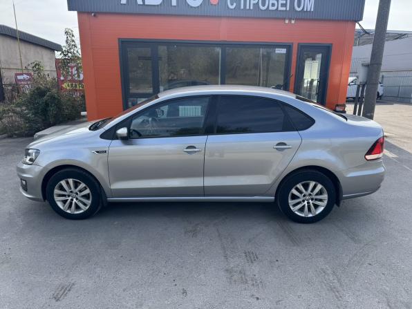 Volkswagen Polo V Рестайлинг с пробегом 2018 года, цена 1 100 000 рублей, 171000 км, седан, Автокод Объявления