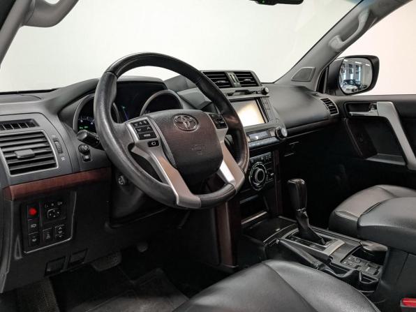 Toyota Land Cruiser Prado 150 Series Рестайлинг 1 с пробегом 2014 года, цена 3 550 000 рублей, 135157 км, внедорожник, Автокод Объявления