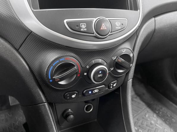 Hyundai Solaris I с пробегом 2013 года, цена 870 000 рублей, 137096 км, седан, Автокод Объявления