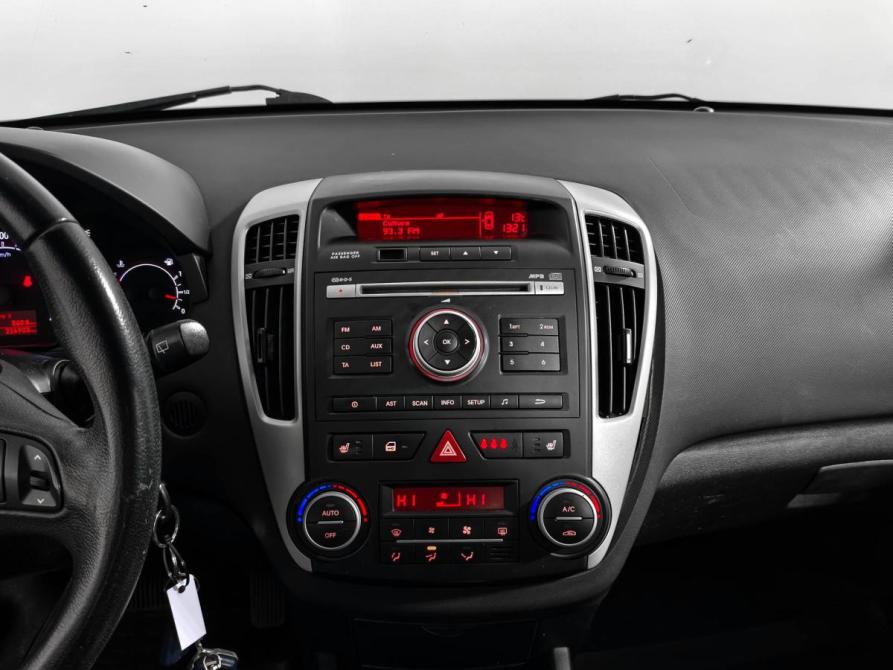 Kia Ceed I Рестайлинг Санкт-Петербург  - изображение 16