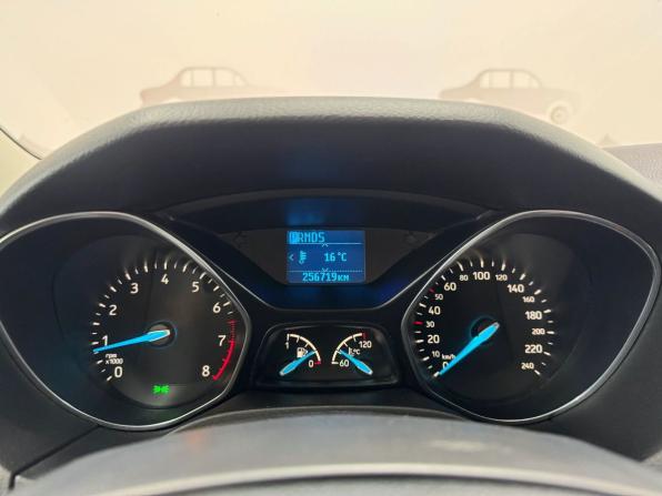 Ford Focus III Рестайлинг с пробегом 2015 года, цена 890 000 рублей, 256385 км, универсал, Автокод Объявления