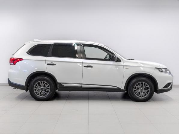 Mitsubishi Outlander III Рестайлинг 3 с пробегом 2019 года, цена 1 900 000 рублей, 82603 км, внедорожник, Автокод Объявления