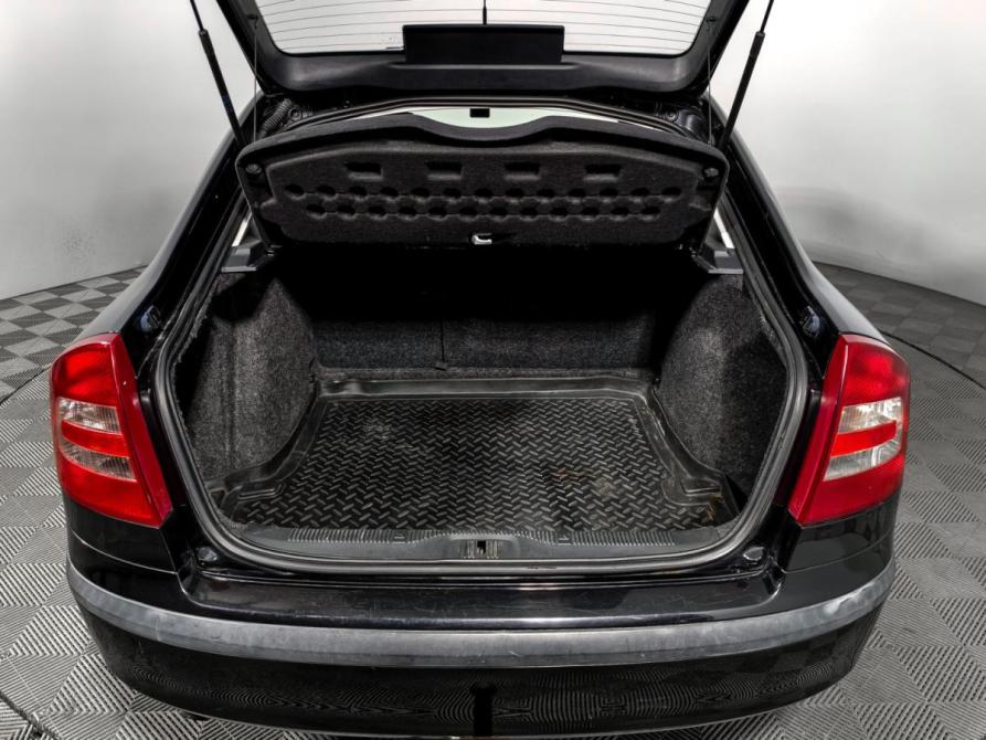 Skoda Octavia II (A5) Санкт-Петербург  - изображение 18