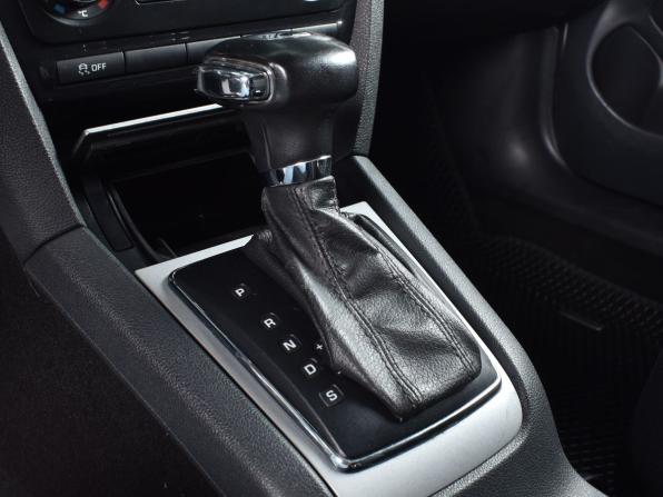 Skoda Octavia II (A5) Рестайлинг с пробегом 2012 года, цена 949 999 рублей, 211633 км, лифтбек, Автокод Объявления