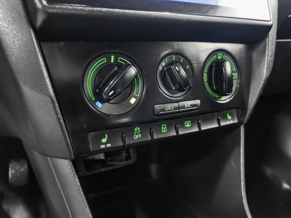 Skoda Rapid I с пробегом 2016 года, цена 960 000 рублей, 172000 км, лифтбек, Автокод Объявления