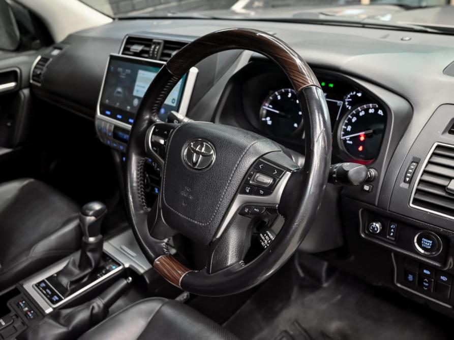 Toyota Land Cruiser Prado 150 Series Рестайлинг 2 Екатеринбург  - изображение 13