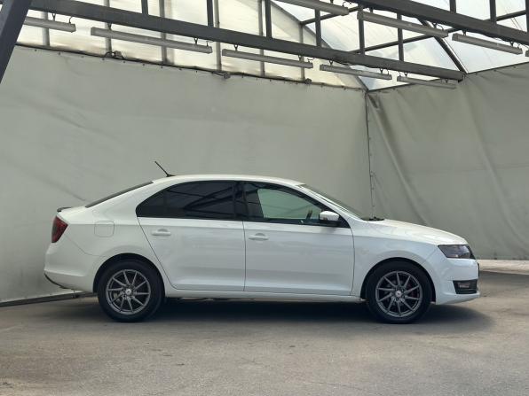Skoda Rapid I Рестайлинг с пробегом 2017 года, цена 900 000 рублей, 244670 км, лифтбек, Автокод Объявления