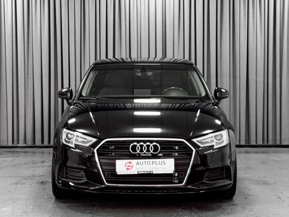 Audi A3 III (8V) Рестайлинг с пробегом 2017 года, цена 1 559 000 рублей, 137435 км, седан, Автокод Объявления