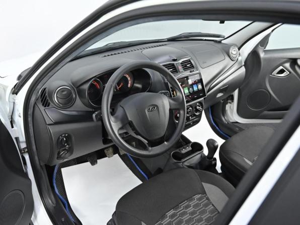 Lada (ВАЗ) Granta I Рестайлинг с пробегом 2022 года, цена 949 000 рублей, 16000 км, хэтчбек, Автокод Объявления