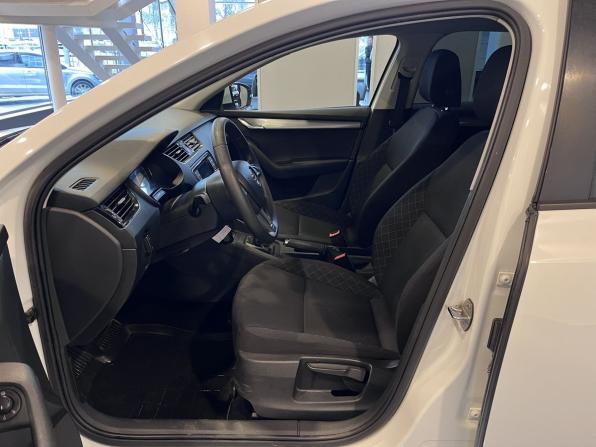 Skoda Octavia III (A7) Рестайлинг с пробегом 2017 года, цена 1 550 000 рублей, 185851 км, лифтбек, Автокод Объявления