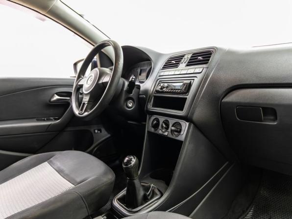Volkswagen Polo V с пробегом 2012 года, цена 823 000 рублей, 221676 км, седан, Автокод Объявления