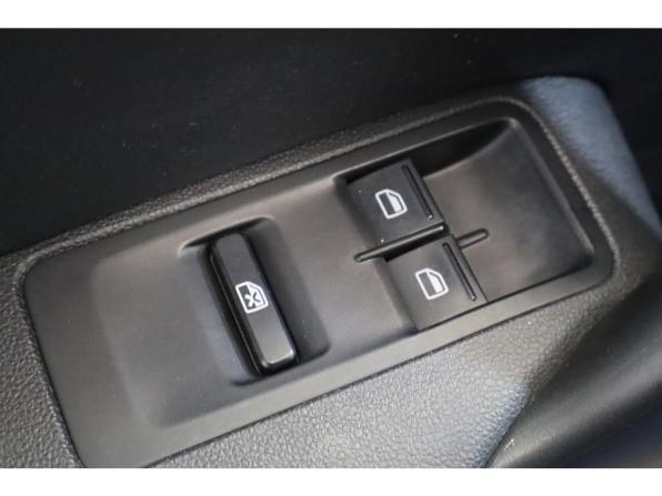Volkswagen Polo V Рестайлинг с пробегом 2018 года, цена 1 089 000 рублей, 135016 км, седан, Автокод Объявления