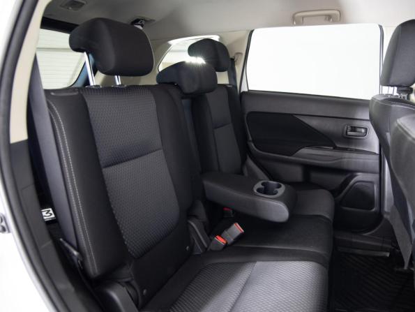 Mitsubishi Outlander III Рестайлинг 2 с пробегом 2018 года, цена 1 899 000 рублей, 110978 км, внедорожник, Автокод Объявления