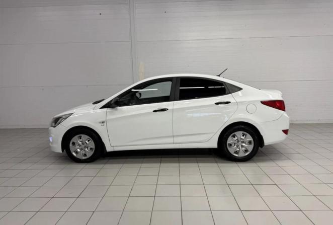 Hyundai Solaris I Рестайлинг с пробегом 2015 года, цена 1 050 000 рублей, 121120 км, седан, Автокод Объявления