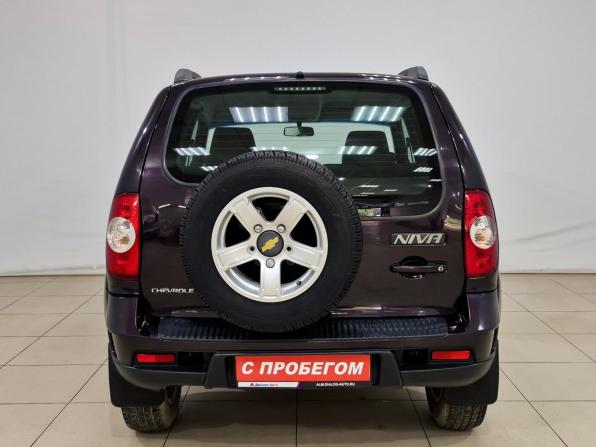Chevrolet Niva I Рестайлинг с пробегом 2017 года, цена 720 000 рублей, 87402 км, внедорожник, Автокод Объявления