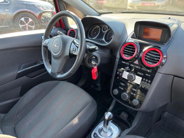 Opel Corsa D Рестайлинг II с пробегом 2012 года, цена 640 000 рублей, 192768 км, хэтчбек, Автокод Объявления