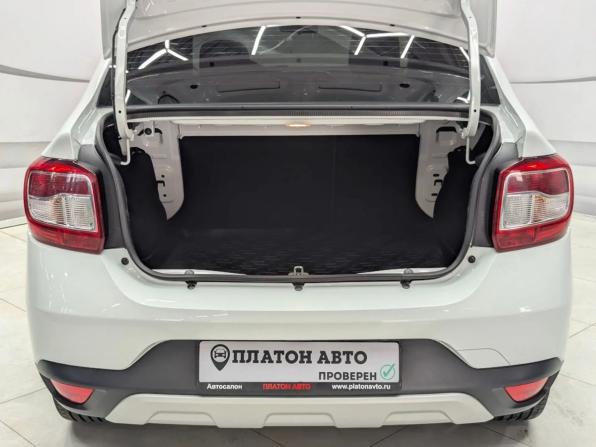 Renault Logan II Рестайлинг с пробегом 2021 года, цена 1 194 000 рублей, 72000 км, седан, Автокод Объявления