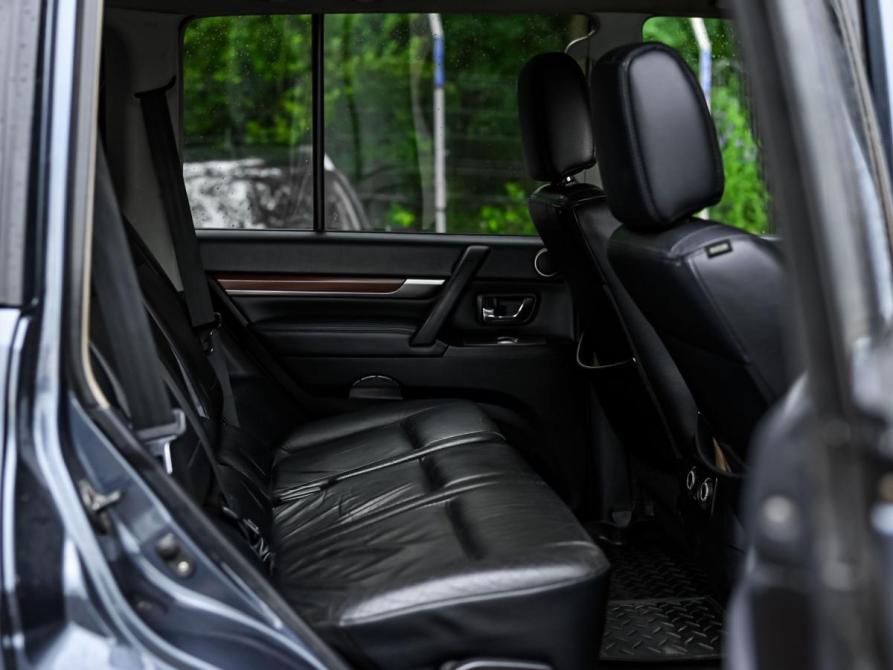 Mitsubishi Pajero IV Санкт-Петербург  - изображение 12