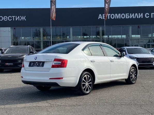 Skoda Octavia III (A7) с пробегом 2015 года, цена 858 000 рублей, 243844 км, лифтбек, Автокод Объявления