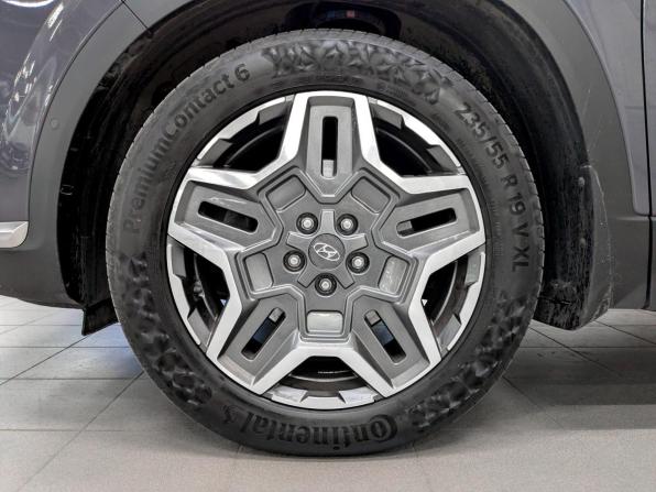 Hyundai Santa Fe IV Рестайлинг с пробегом 2022 года, цена 4 450 000 рублей, 68249 км, внедорожник, Автокод Объявления
