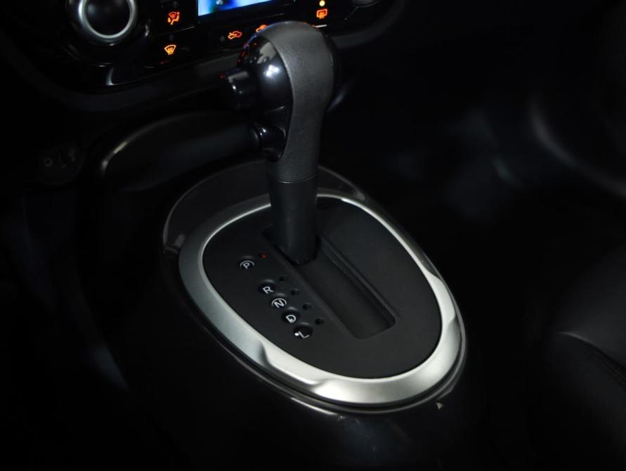Nissan Juke I Рестайлинг Санкт-Петербург  - изображение 19