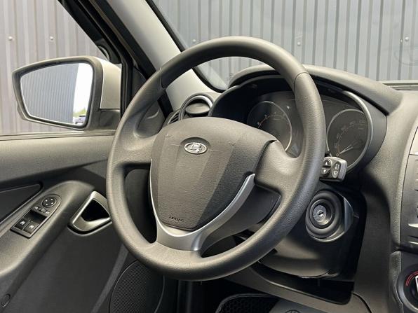 Lada (ВАЗ) Granta I Рестайлинг с пробегом 2022 года, цена 757 000 рублей, 50744 км, лифтбек, Автокод Объявления