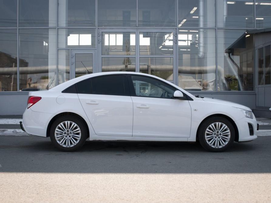 Chevrolet Cruze I Рестайлинг Курган  - изображение 8
