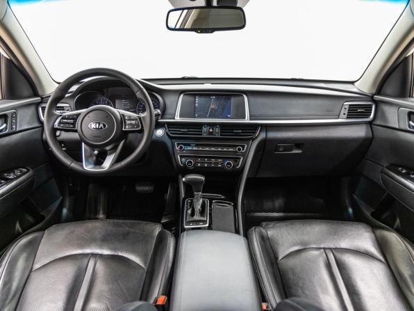 Kia Optima IV Рестайлинг с пробегом 2019 года, цена 1 898 000 рублей, 159747 км, седан, Автокод Объявления
