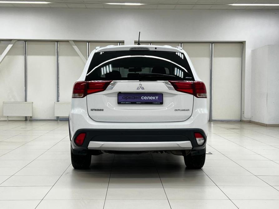 Mitsubishi Outlander III Рестайлинг 2 Волгоград  - изображение 8