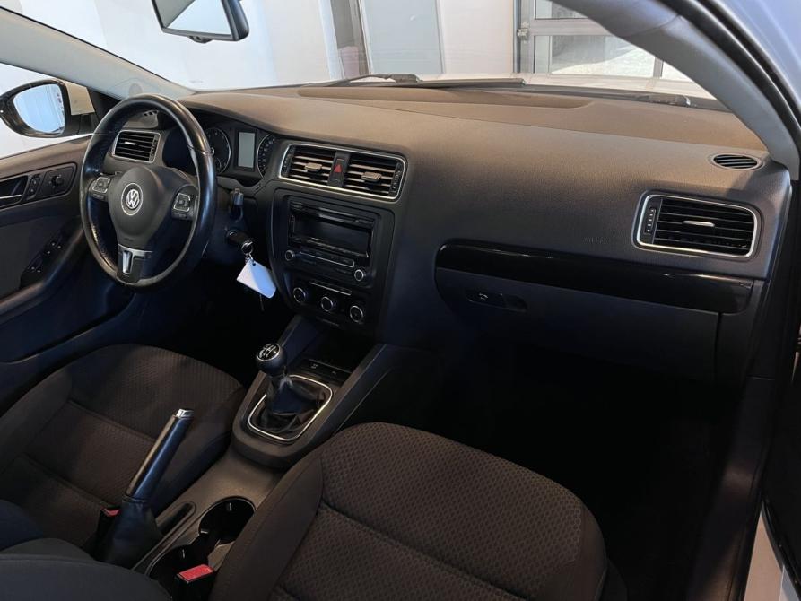 Volkswagen Jetta VI Чебоксары  - изображение 12