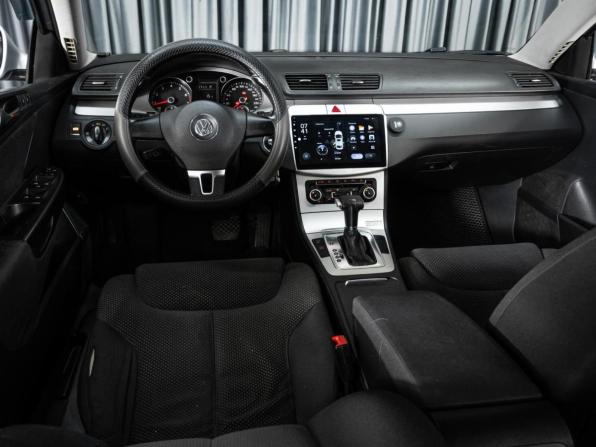 Volkswagen Passat B6 с пробегом 2010 года, цена 695 000 рублей, 280482 км, седан, Автокод Объявления