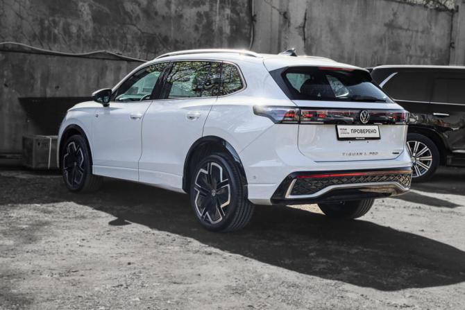 Volkswagen Tiguan III (China Market) с пробегом 2024 года, цена 4 350 000 рублей, 30737 км, внедорожник, Автокод Объявления