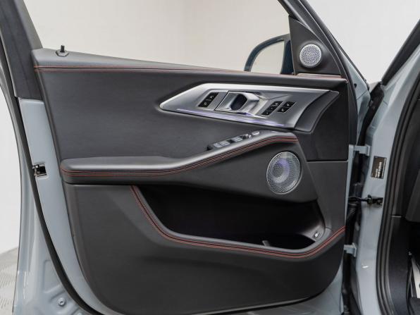 BMW XM с пробегом 2023 года, цена 28 400 000 рублей, 28397 км, внедорожник, Автокод Объявления