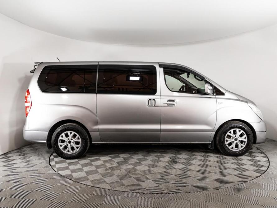 Hyundai Grand Starex I Рестайлинг Санкт-Петербург  - изображение 4