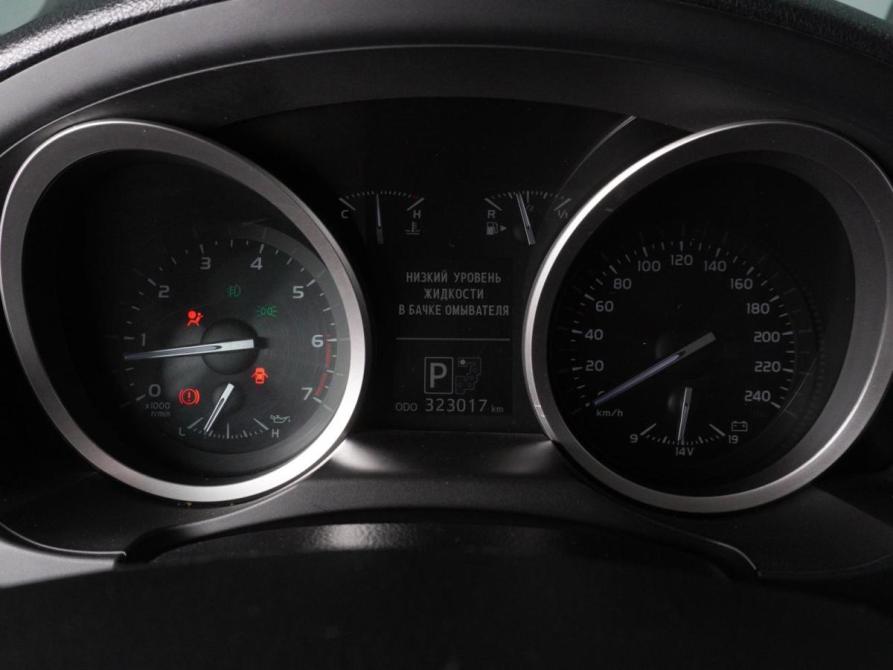 Toyota Land Cruiser 200 Series Рестайлинг 1 Минеральные Воды  - изображение 22