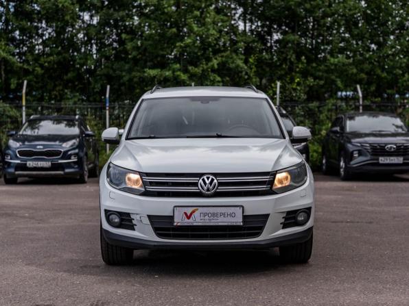 Volkswagen Tiguan I Рестайлинг с пробегом 2015 года, цена 680 000 рублей, 304649 км, внедорожник, Автокод Объявления