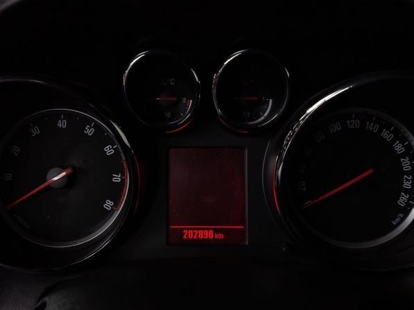 Opel Astra J Рестайлинг с пробегом 2012 года, цена 409 000 рублей, 202896 км, седан, Автокод Объявления