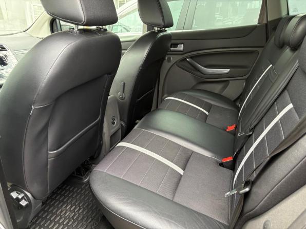 Ford Kuga I с пробегом 2011 года, цена 1 175 000 рублей, 157688 км, внедорожник, Автокод Объявления