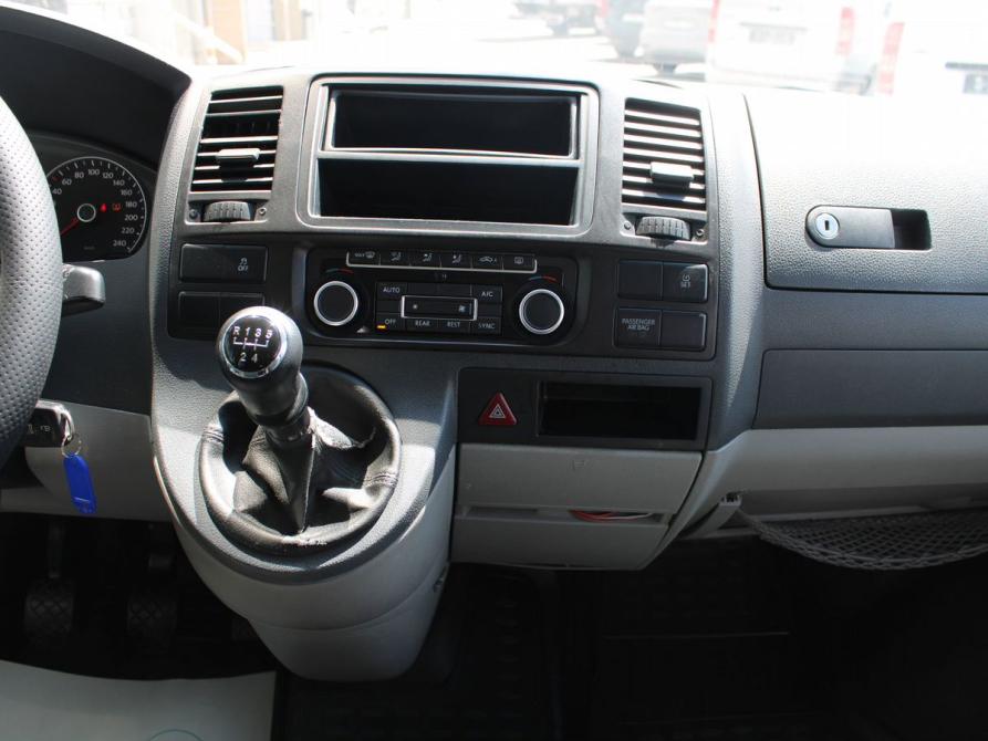 Volkswagen Caravelle T5 Рестайлинг Москва  - изображение 9