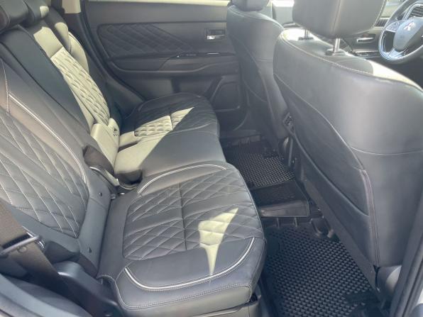 Mitsubishi Outlander III Рестайлинг 3 с пробегом 2022 года, цена 3 219 000 рублей, 23164 км, внедорожник, Автокод Объявления