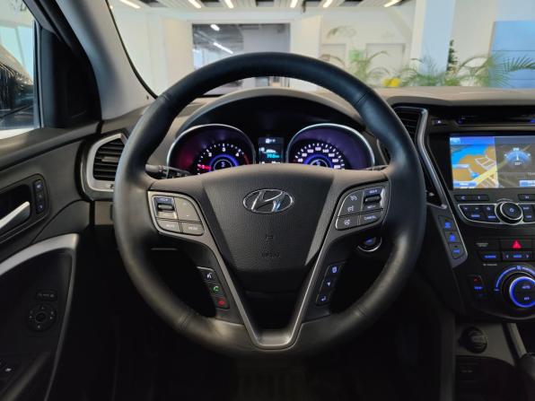 Hyundai Santa Fe III с пробегом 2013 года, цена 2 290 000 рублей, 52455 км, внедорожник, Автокод Объявления