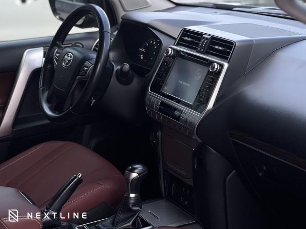 Toyota Land Cruiser Prado 150 Series Рестайлинг 2 с пробегом 2018 года, цена 5 290 000 рублей, 152000 км, внедорожник, Автокод Объявления