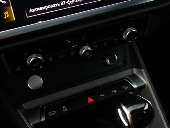 Audi Q3 II (F3) с пробегом 2019 года, цена 3 098 000 рублей, 135000 км, внедорожник, Автокод Объявления