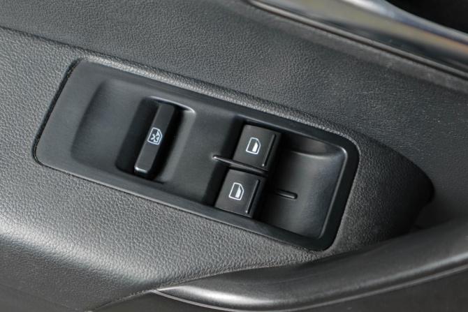 Volkswagen Polo V Рестайлинг с пробегом 2018 года, цена 769 000 рублей, 276000 км, седан, Автокод Объявления