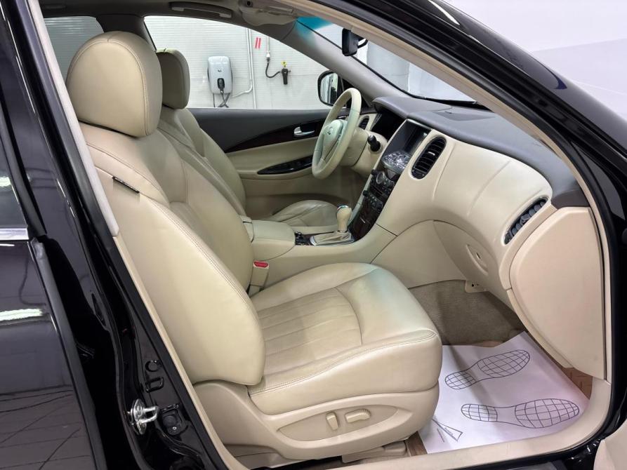 Infiniti QX50 I Москва  - изображение 13